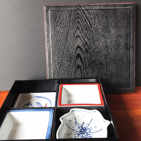 Small Dish Set - Picture 4 of 8